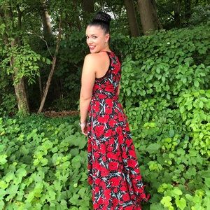 Meet your Posher, Eneida